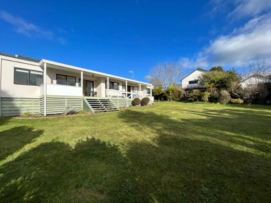 Family Perfect, Winter Getaway, Secure Yard, Parking, Mountain Bikes, Arcade Rotorua Exterior foto